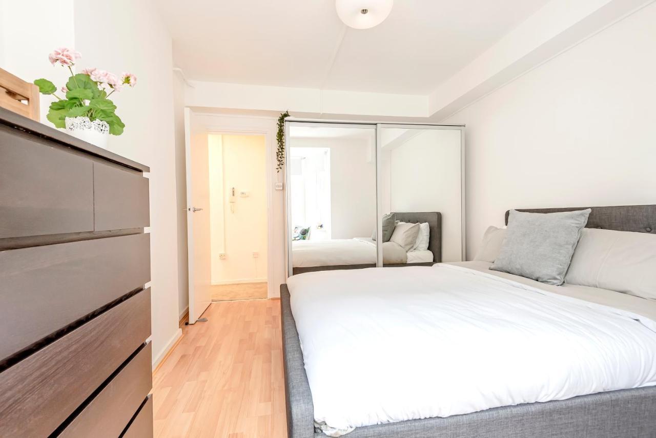 Modern One Bedroom Victoria Apartment 伦敦 外观 照片