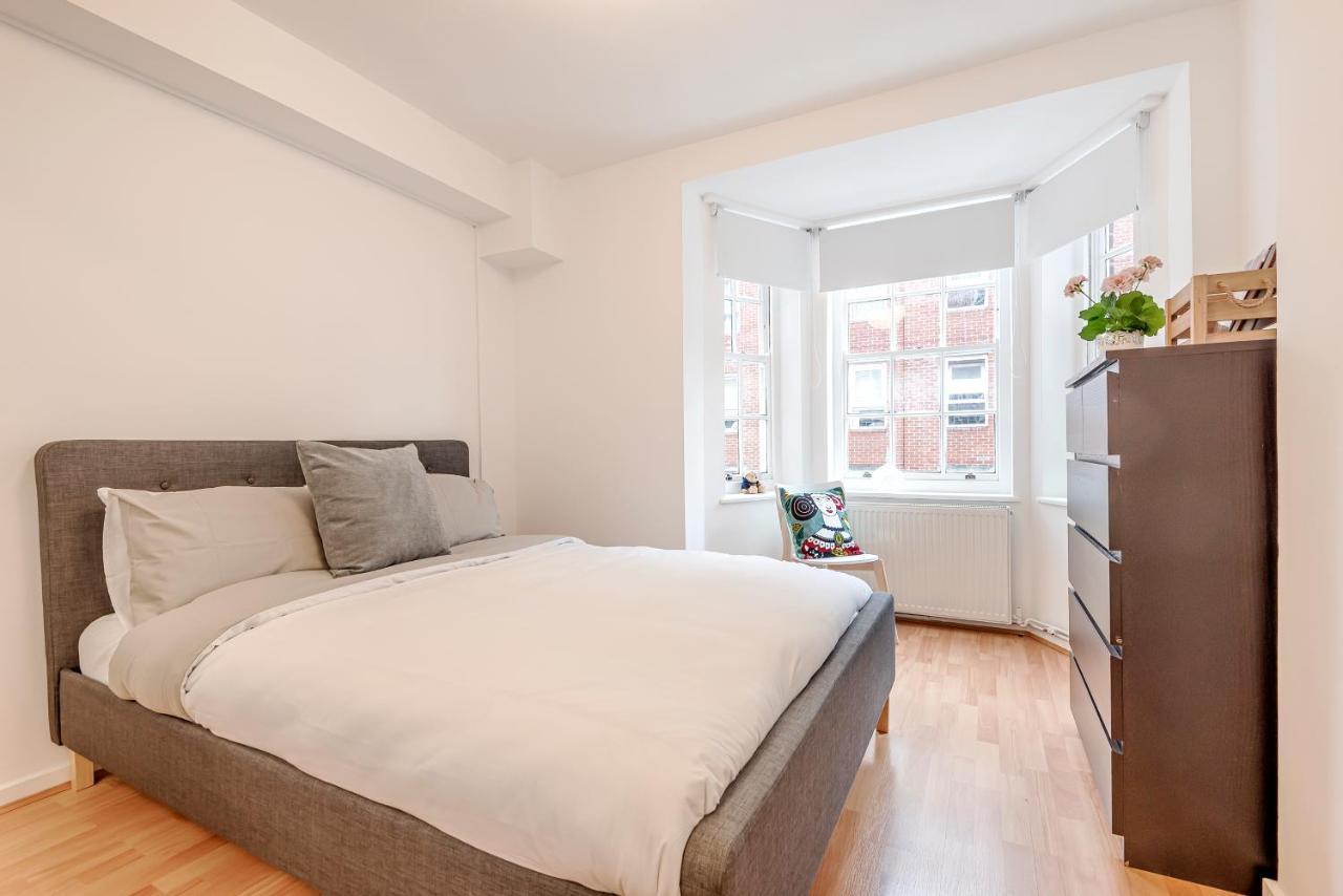 Modern One Bedroom Victoria Apartment 伦敦 外观 照片